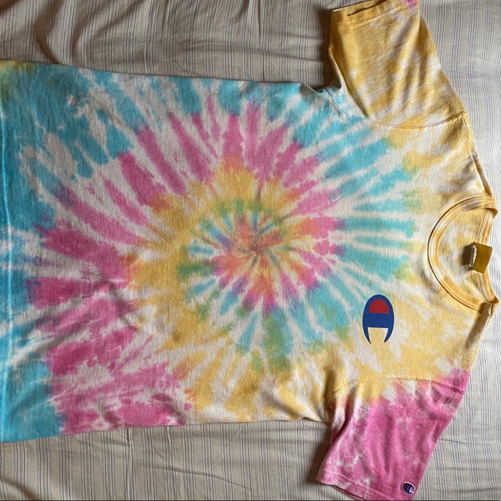 TIE DYE CHAMPION TEE
